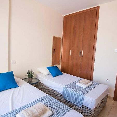 Apartments For Holidays Паралимни Екстериор снимка