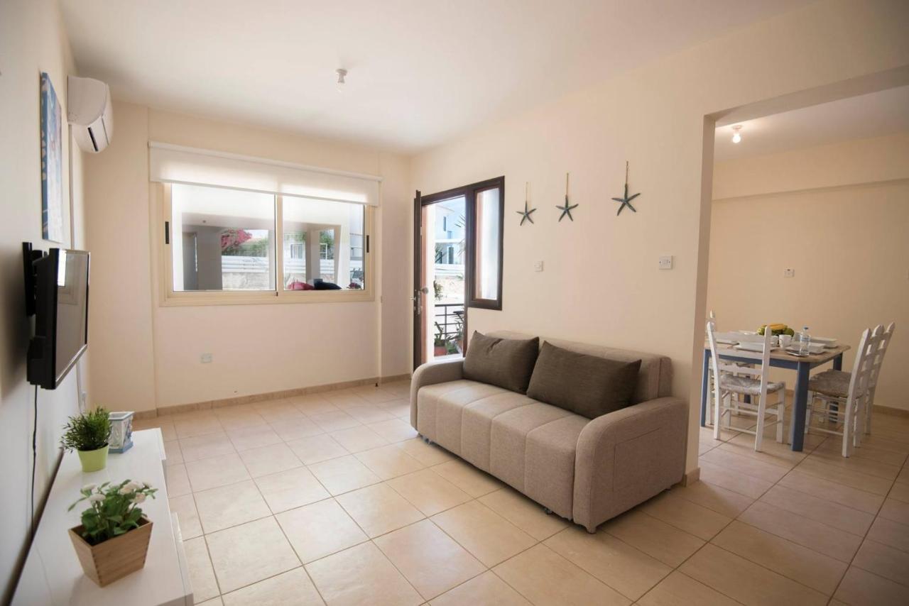 Apartments For Holidays Паралимни Екстериор снимка