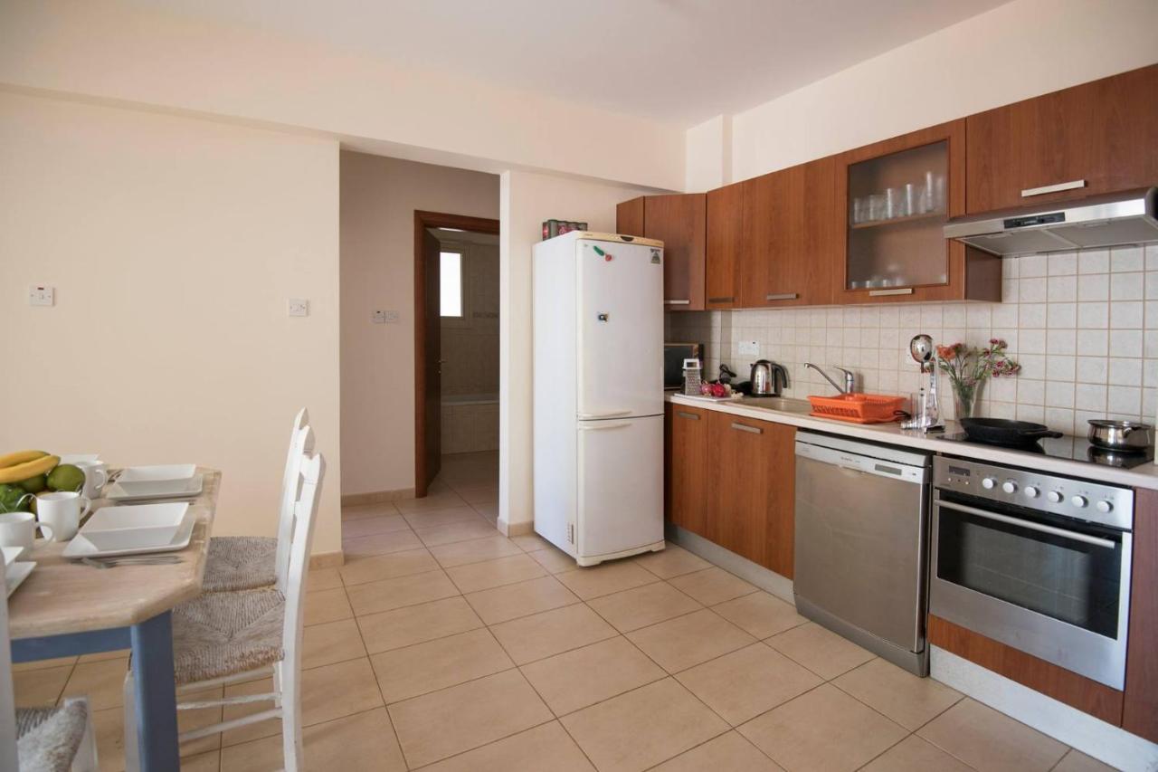 Apartments For Holidays Паралимни Екстериор снимка